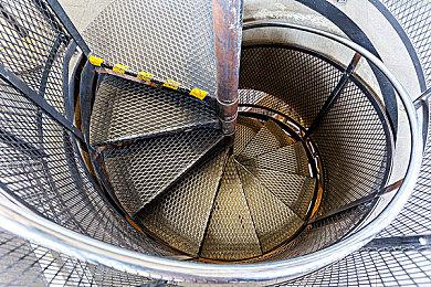 曝英伟达一半员工资产破亿元 近8成员工是百万富翁